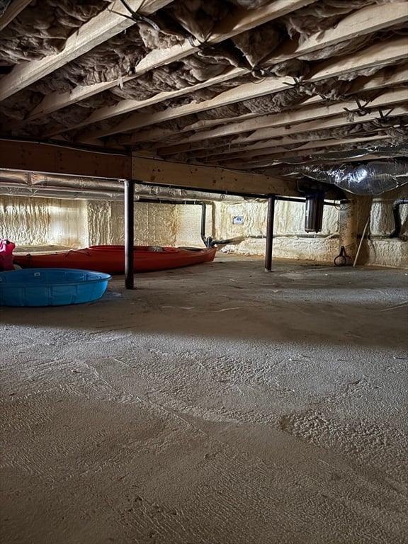 83 Bay Road Photo 37