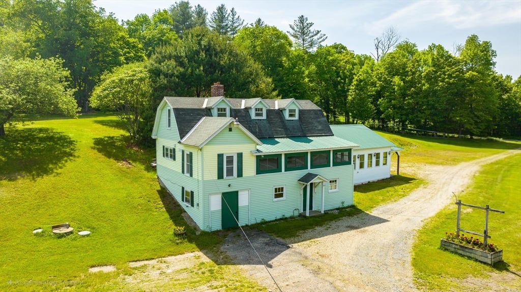 609 Berkshire Trail Photo 1