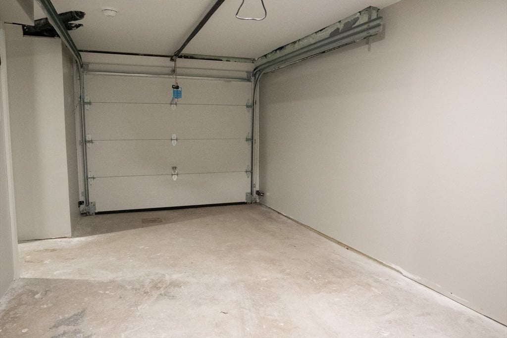 497 Springfield  #1 Photo 16