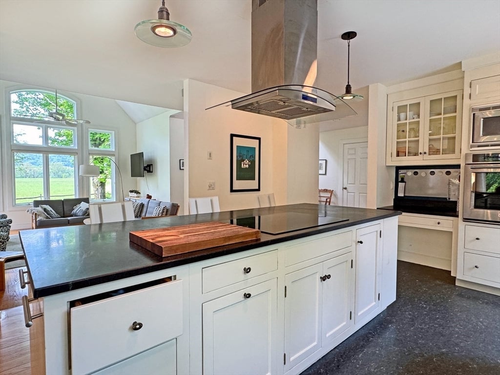 187 Plain Road Photo 15