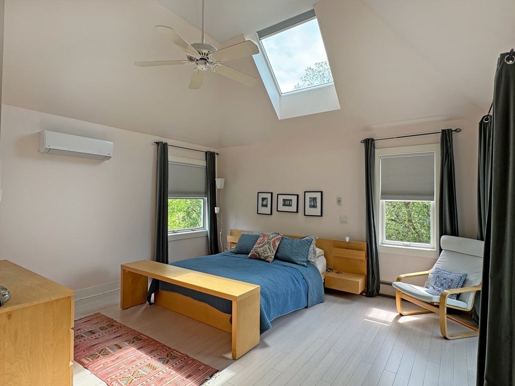 187 Plain Road Photo 25