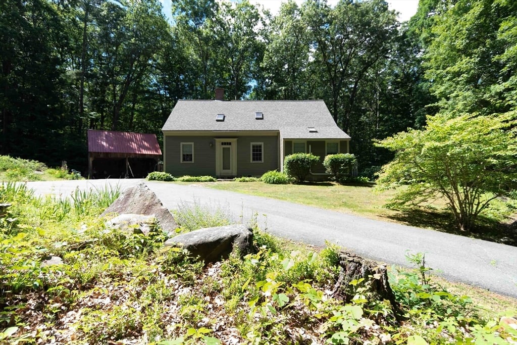 80 Lyman Rd Photo 2