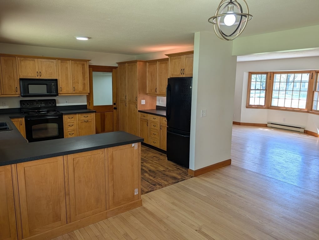 124 Plain Road West Photo 6