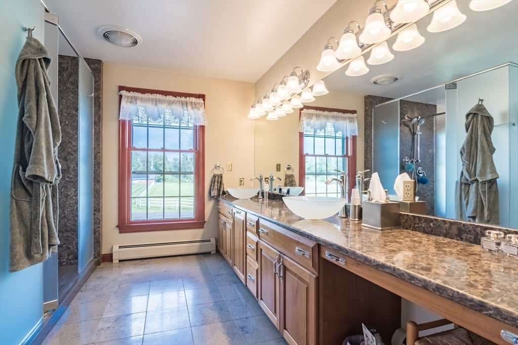 31 North Road Photo 35