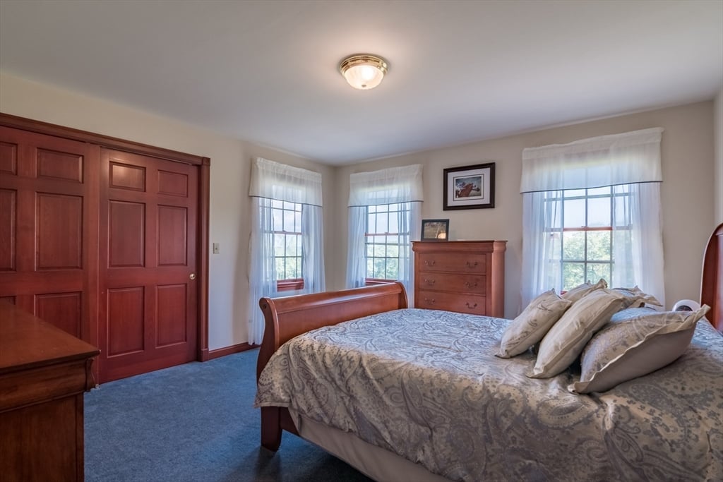 31 North Road Photo 32