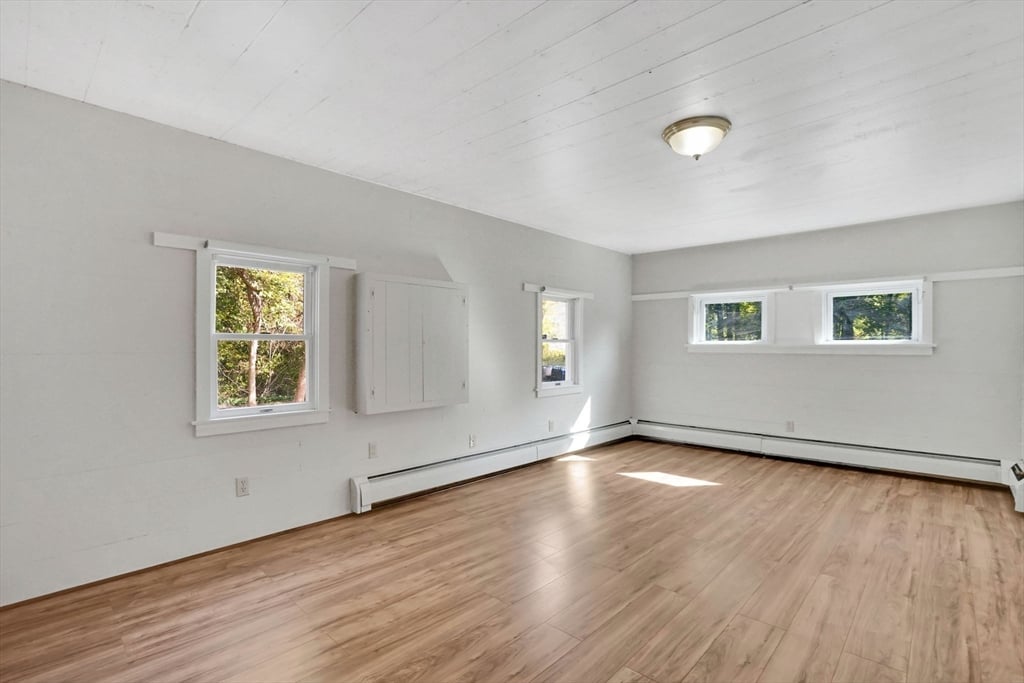 213 Greenfield Rd Photo 14