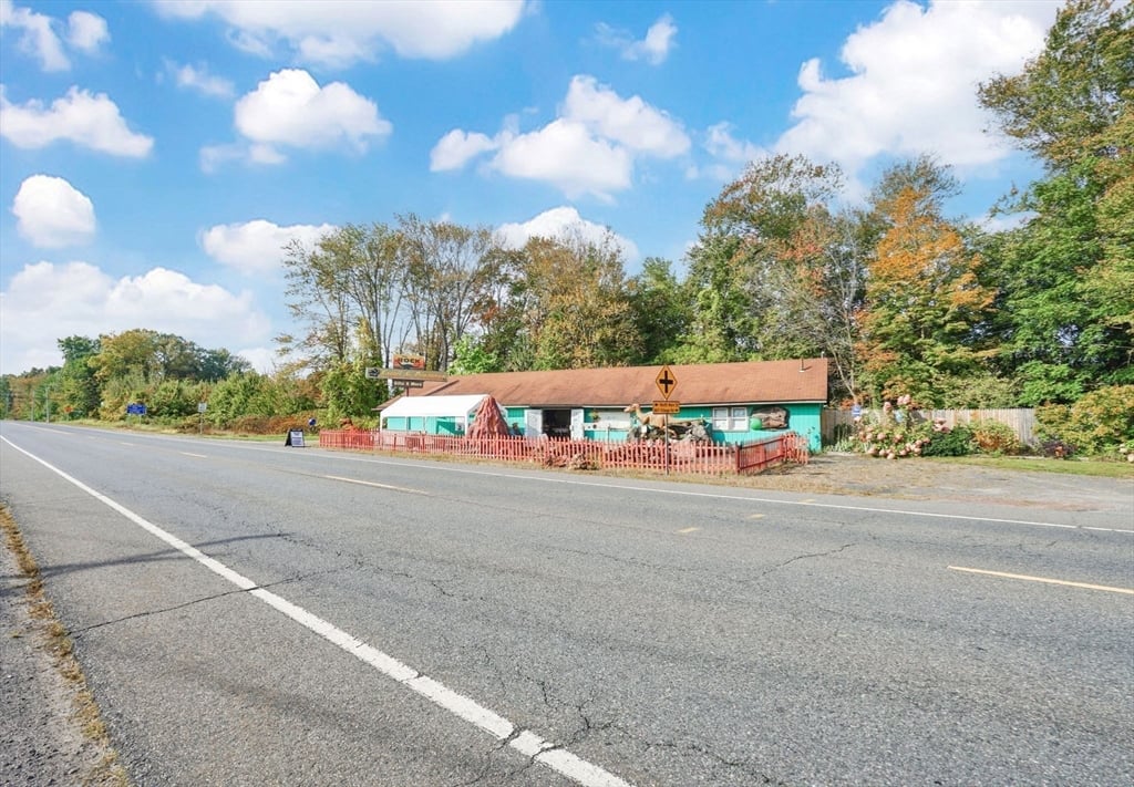 213 Greenfield Rd Photo 42