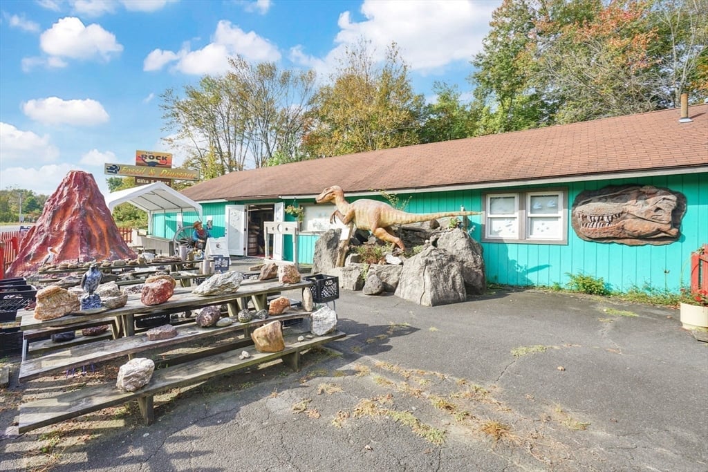 213 Greenfield Rd Photo 27