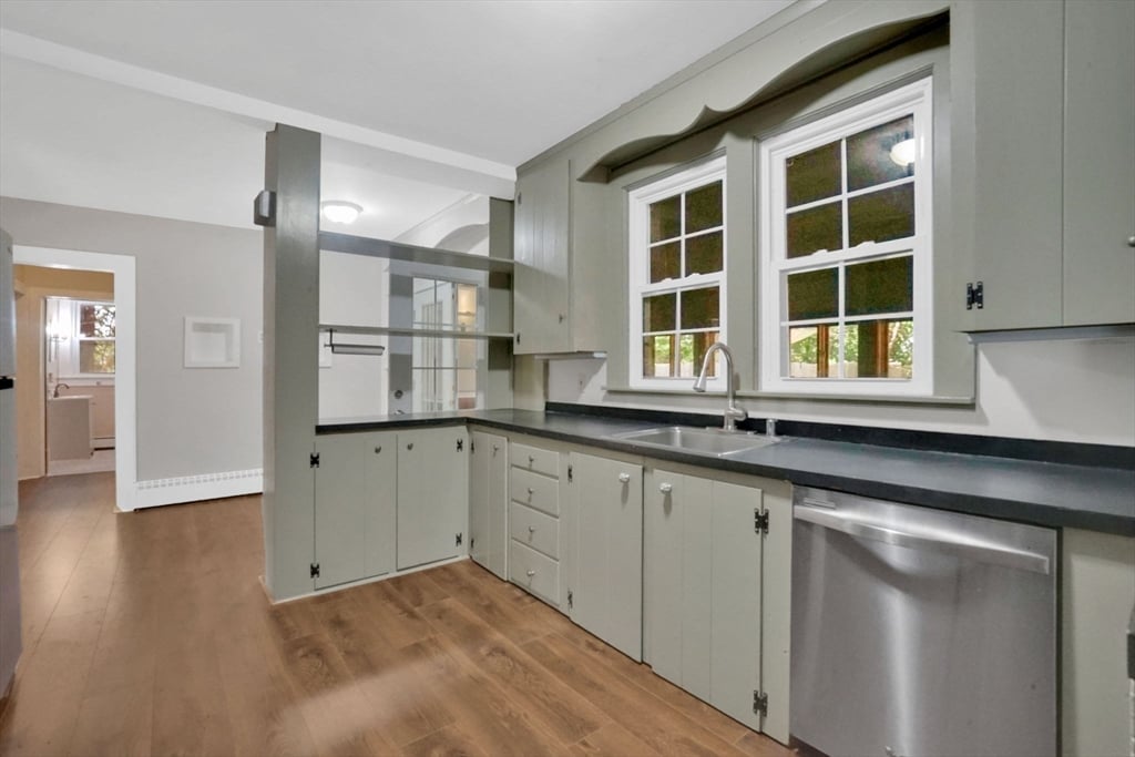 213 Greenfield Rd Photo 6