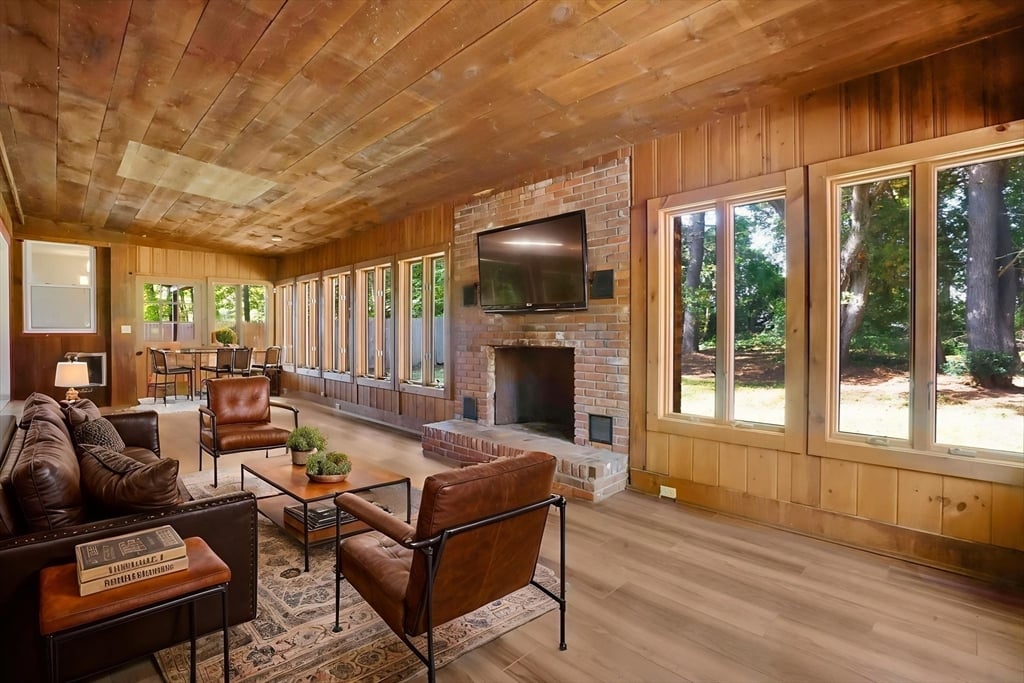 213 Greenfield Rd Photo 11