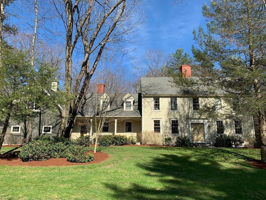 16 Hawthorn Rd Photo 1