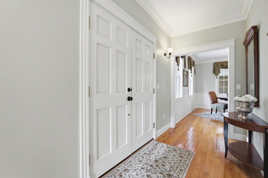 16 Hawthorn Rd Photo 16