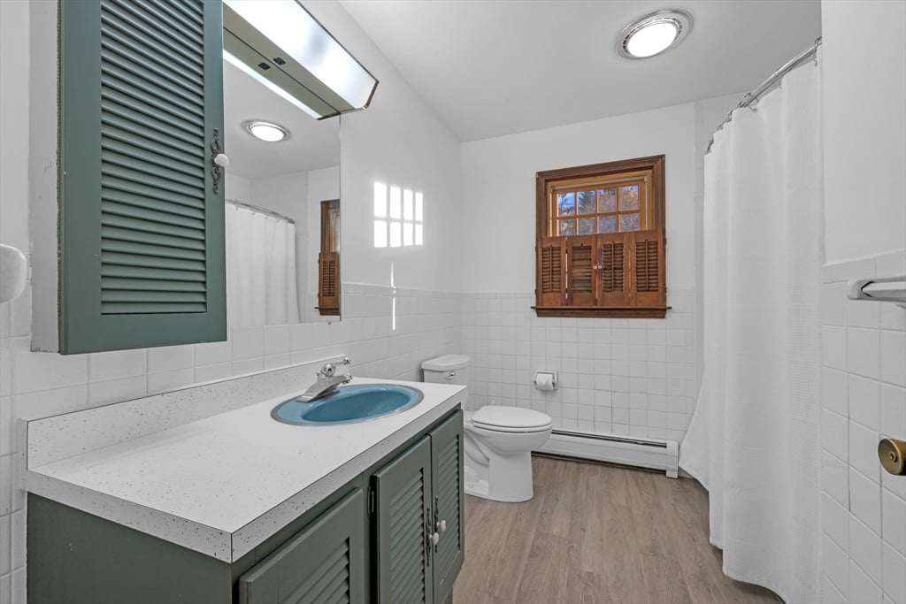 4 Pickett Ln Photo 13