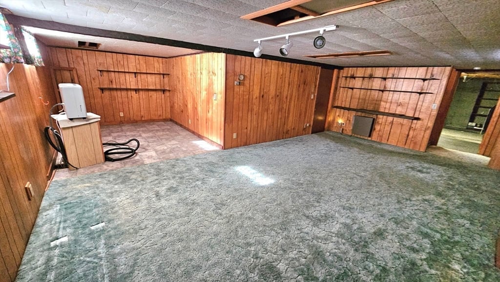 59 North Hatfield Rd Photo 14