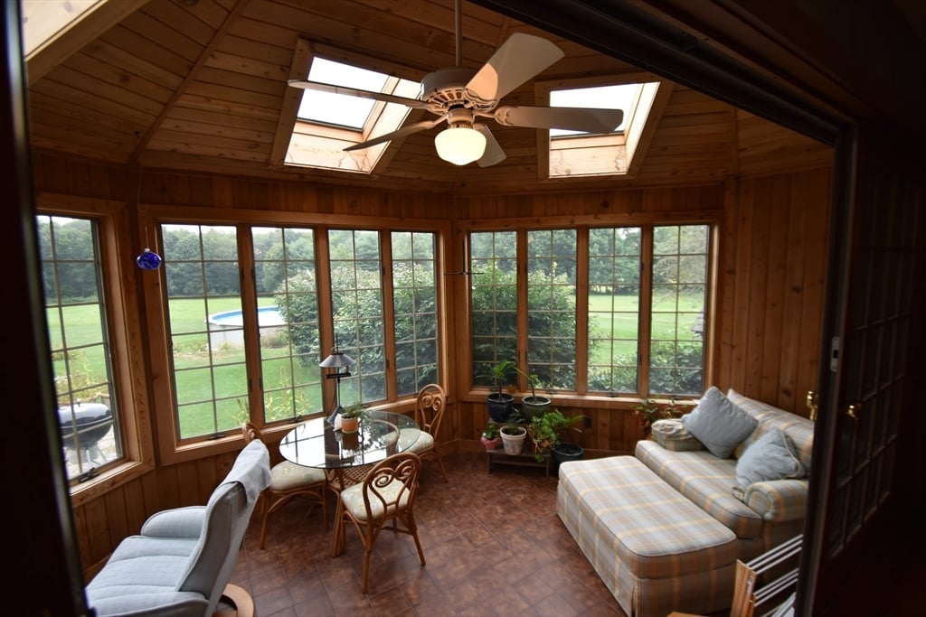 51 Coleman Road Photo 15