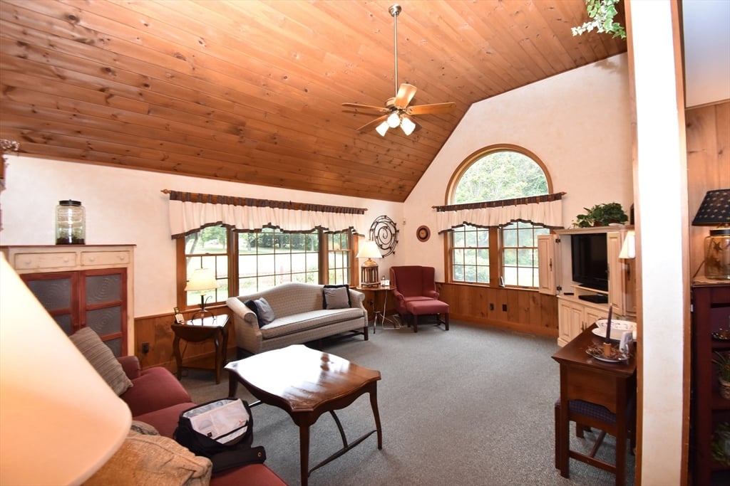 51 Coleman Road Photo 23