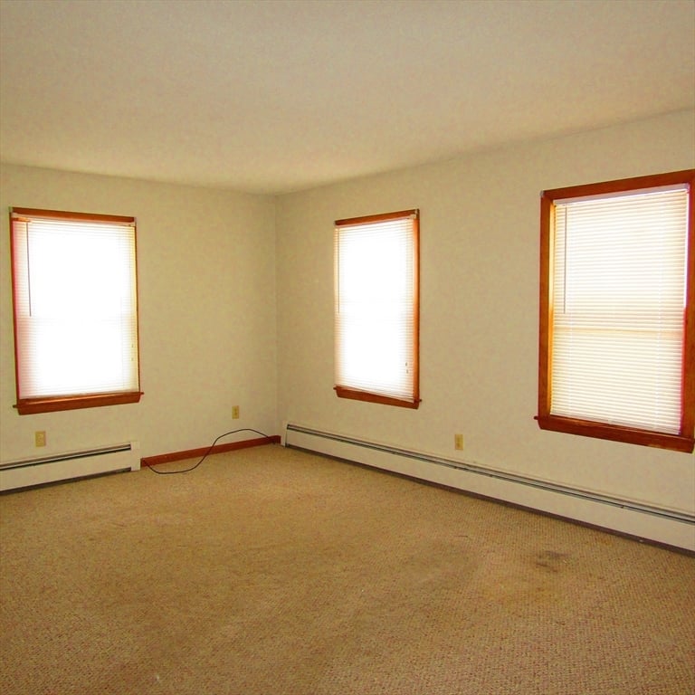 71 Chestnut Street Photo 16