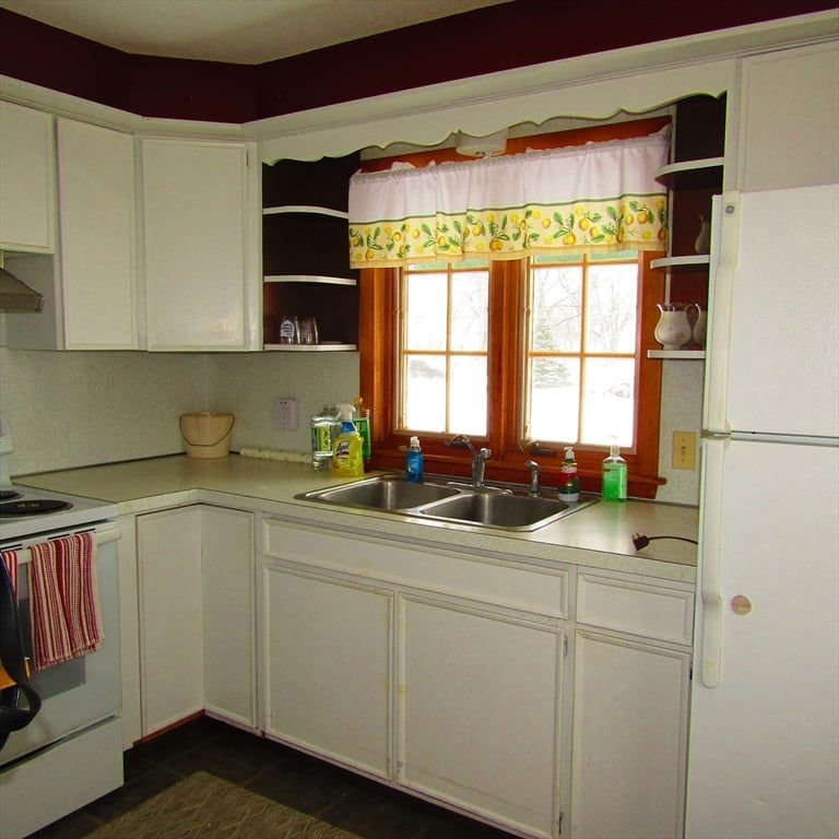 71 Chestnut Street Photo 11