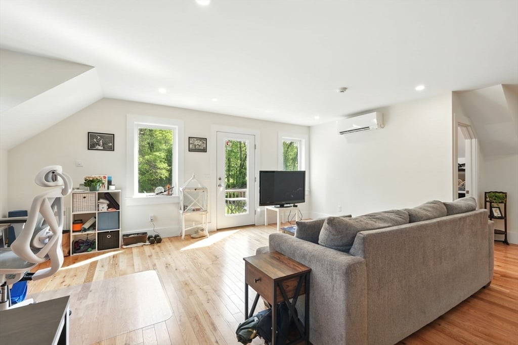 13-15 Vista Ter Photo 31