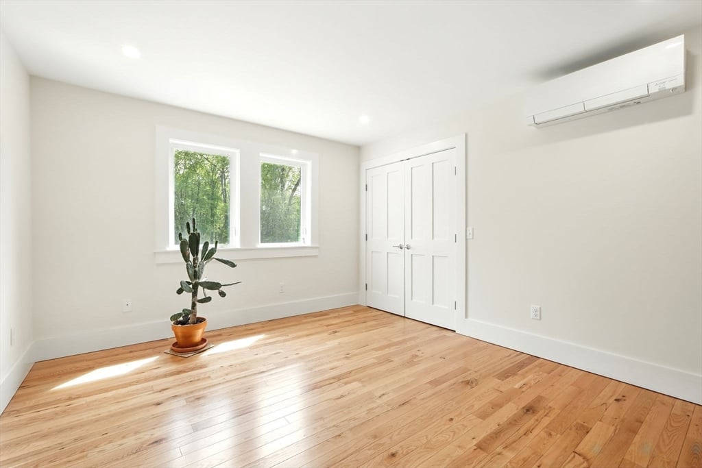 13-15 Vista Ter Photo 26