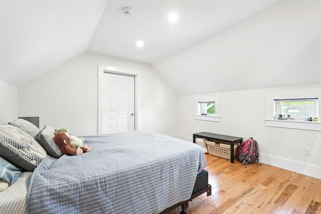 13-15 Vista Ter Photo 27