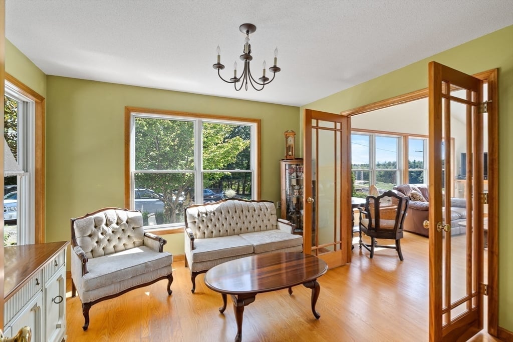 21 Old County Road Photo 17