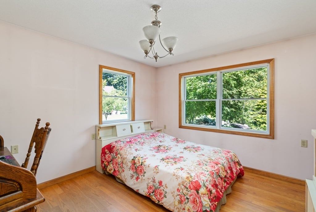 21 Old County Road Photo 23