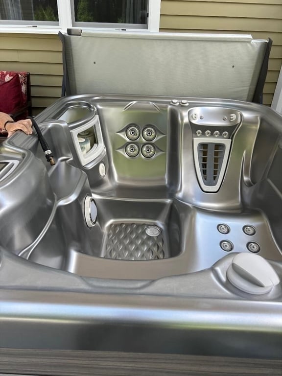 6 East Commons Drive #6 Photo 20