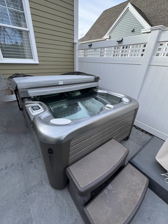 6 East Commons Drive #6 Photo 19