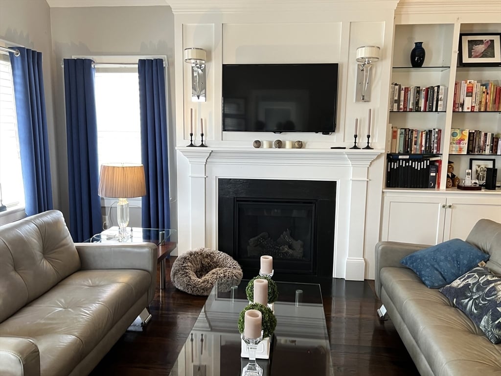 6 East Commons Drive #6 Photo 10