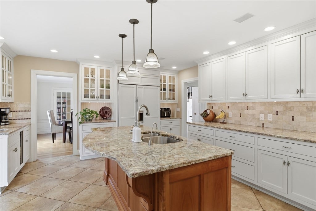 324 Farmington Road Photo 12