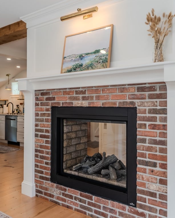 14 Sugarloaf St Photo 6