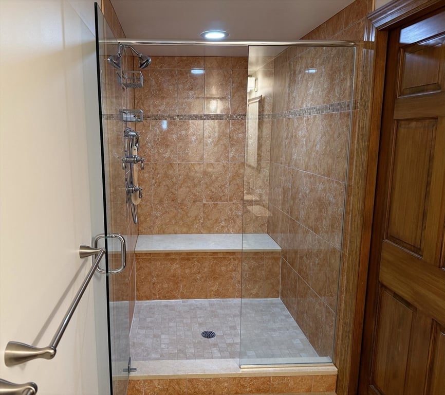 34 Gore Avenue Photo 14