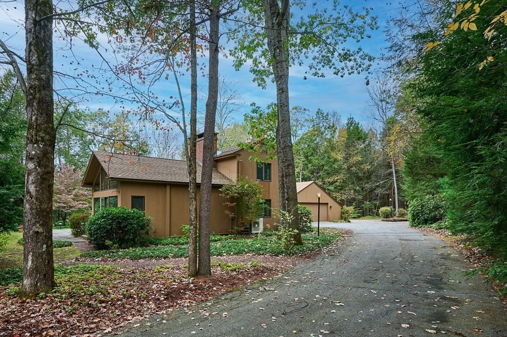 72 Meadow Wood Drive Photo 36