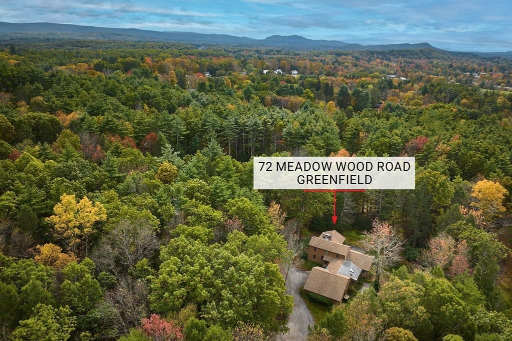 72 Meadow Wood Drive Photo 5