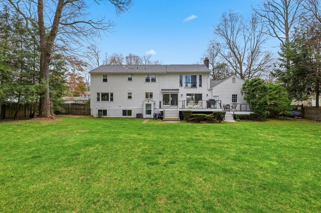 44 Canterbury Ln Photo 5