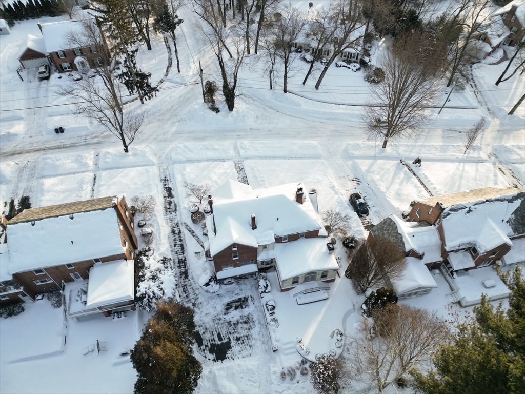 58 Englewood Road Photo 37