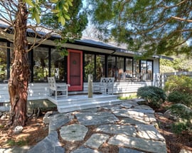 18 Hemingway Road