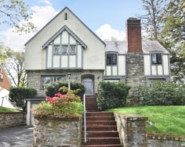 82 Vaughn Avenue