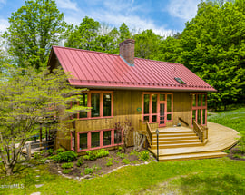 1055 Lenox Rd