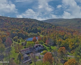 55 & 0 Maple Hill Rd