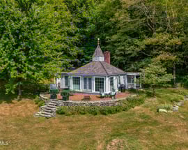 12 Easland Rd
