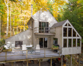 3 Lakeside Ave