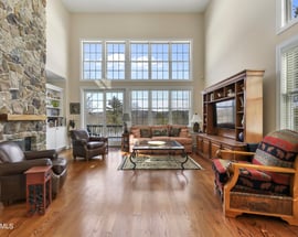 9 Fairwynds Dr