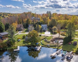 10 Buckingham Ln