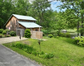 39 Edgewood Dr