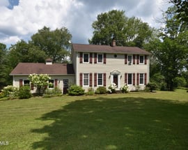 180 Robinson Rd