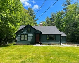 49 Laurel Way