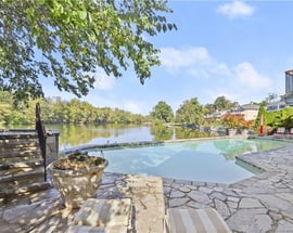 56 Lakeshore Drive