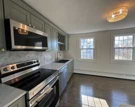 7 Forsyth Street #2